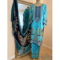 3pcs Embroidered Lawn Suit SIZE 46 (CA301A)