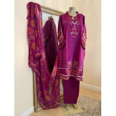 3pcs Embroidered Lawn Suit SIZE 50 (CA303A)