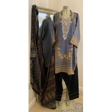 3pcs Embroidered Lawn Suit SIZE 46 (CA309A)