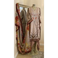 3pcs Embroidered Lawn Suit SIZE 52 (CA316A)