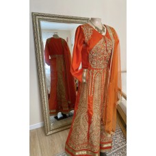 Gown with Dupatta SIZE 42 (CA164A)